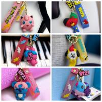 Bt21 figürlü lüx anahtarlık çanta aksesuarı rengarenk hediyelik 1adet